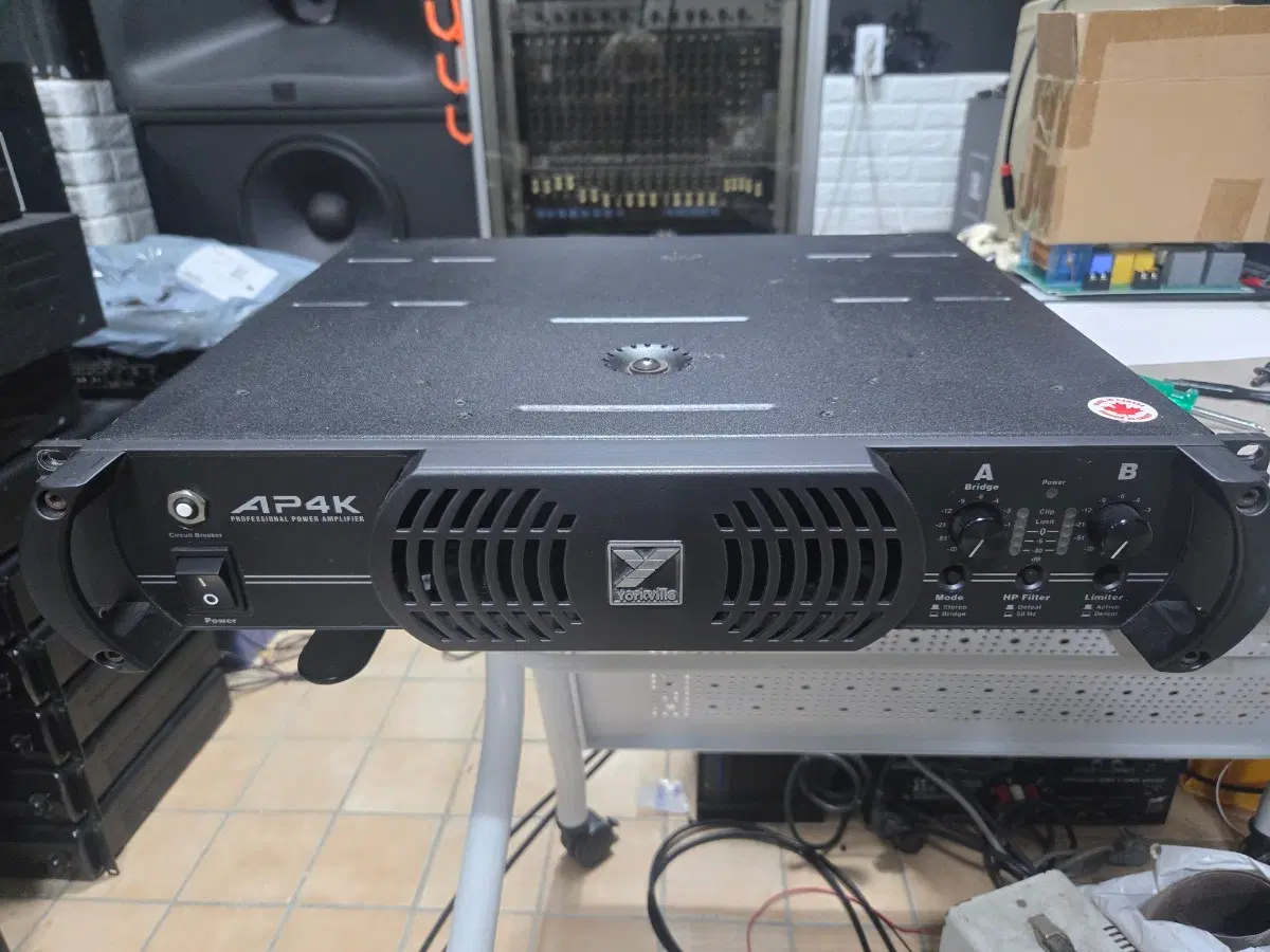 요크빌 AP4K 프로페셔널 파워 앰프