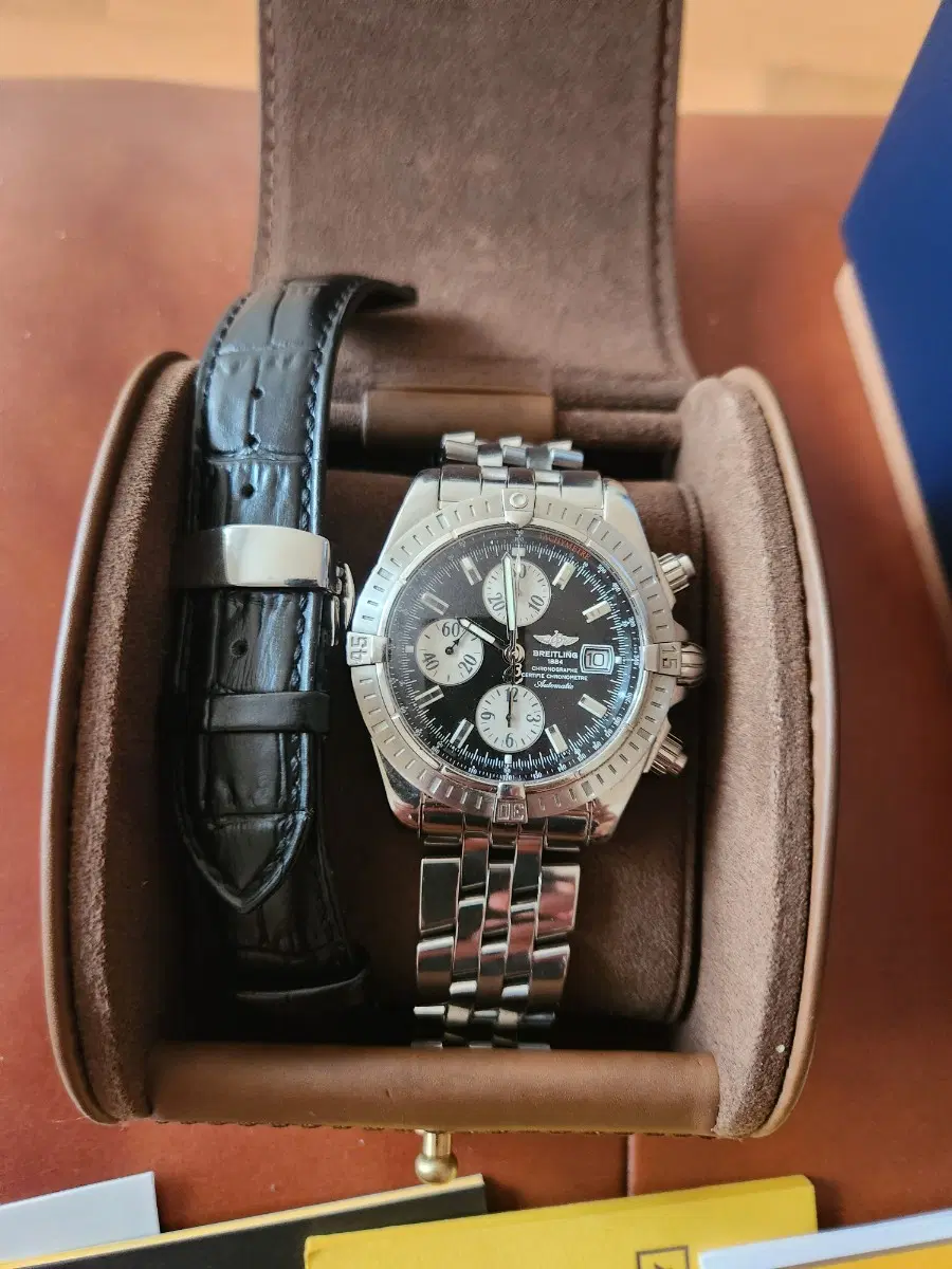 브라이틀링 크로노맷 44mm