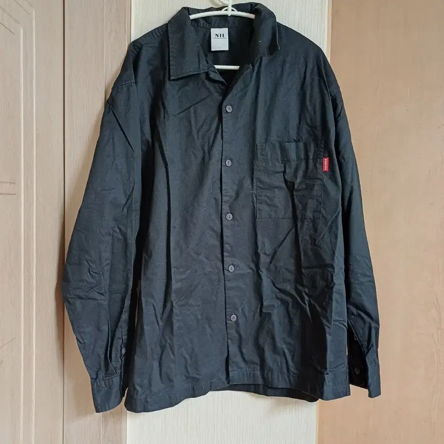 NII 검정 셔츠 100 L