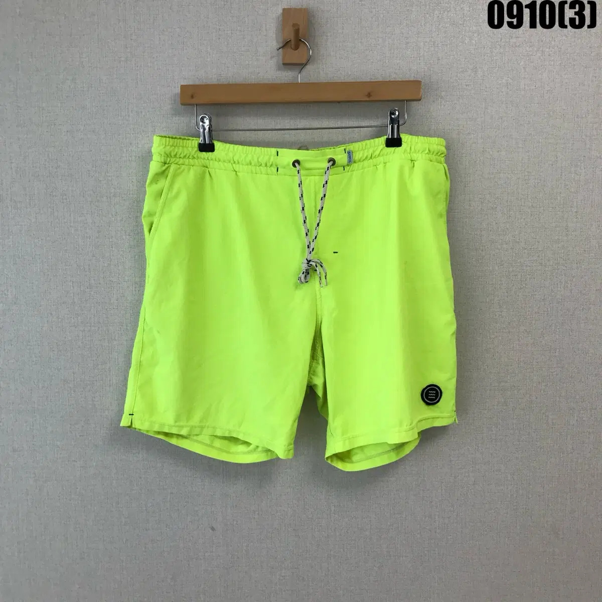 배럴 형광 노랑 반바지 XL