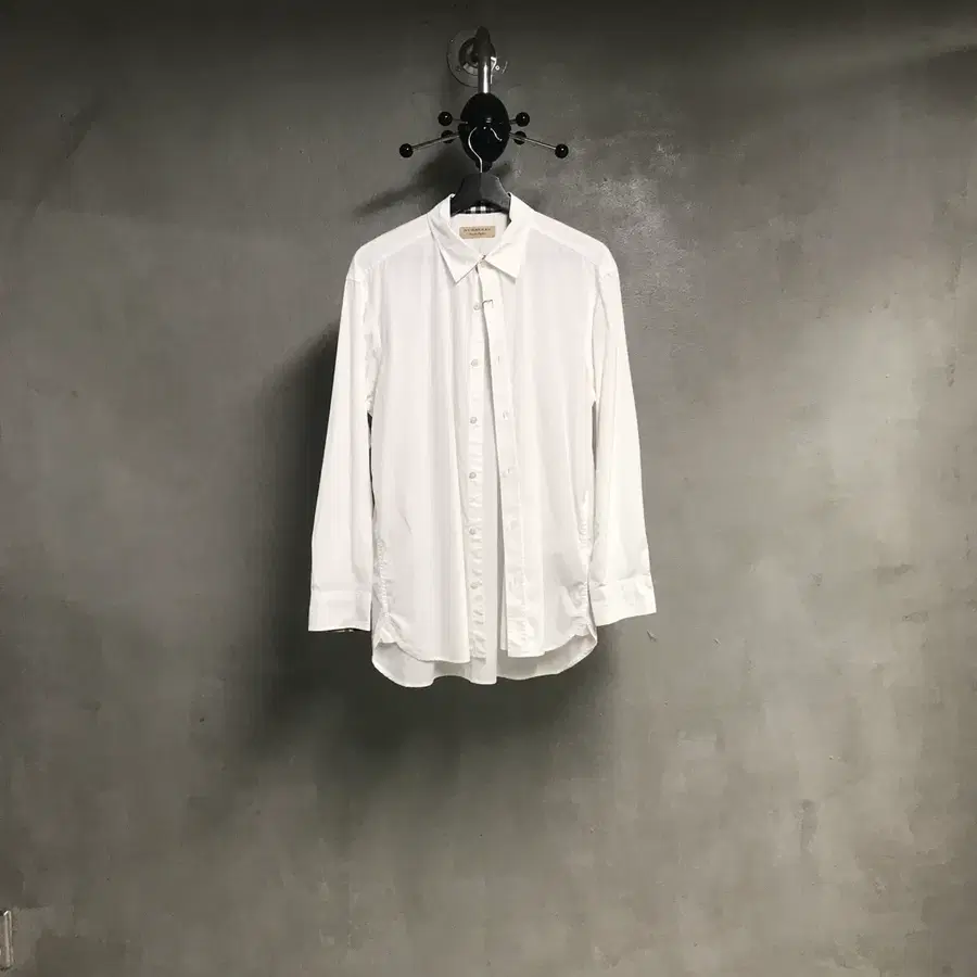 버버리 긴팔 셔츠 화이트 XL