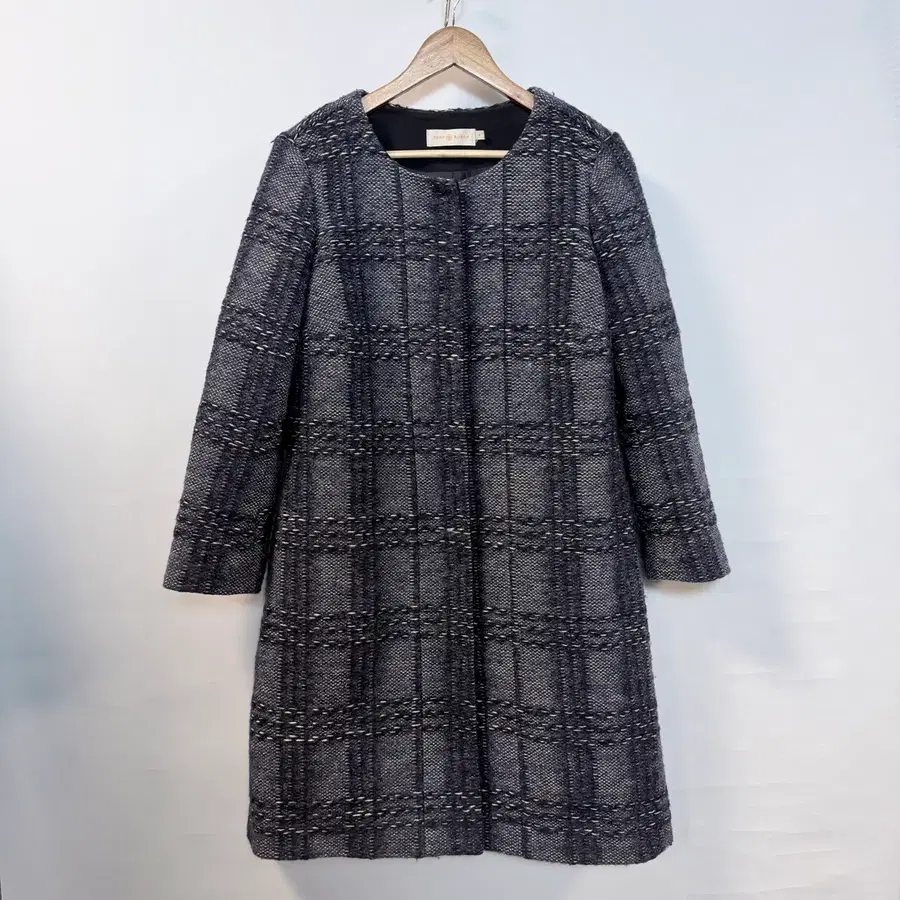 토리버치(Tory Burch) 체크 울 트위드 노카라 롱코트 (여성 66)