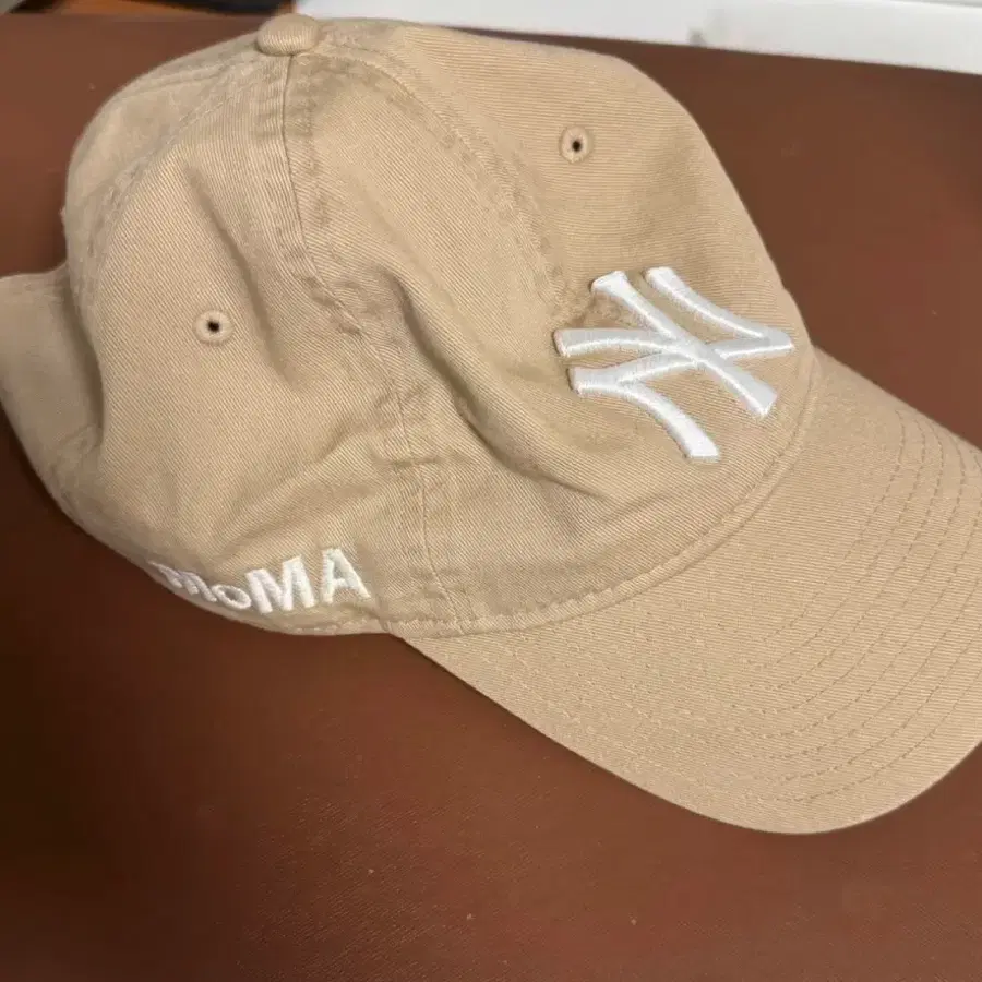 뉴에라 모마 MOMA 콜라보 볼캡
