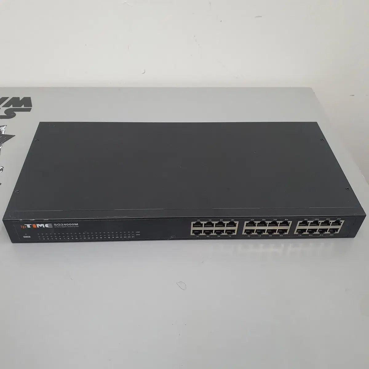 [무료배송] 중고 EFM ipTIME SG24000M 24포트 스위치허브