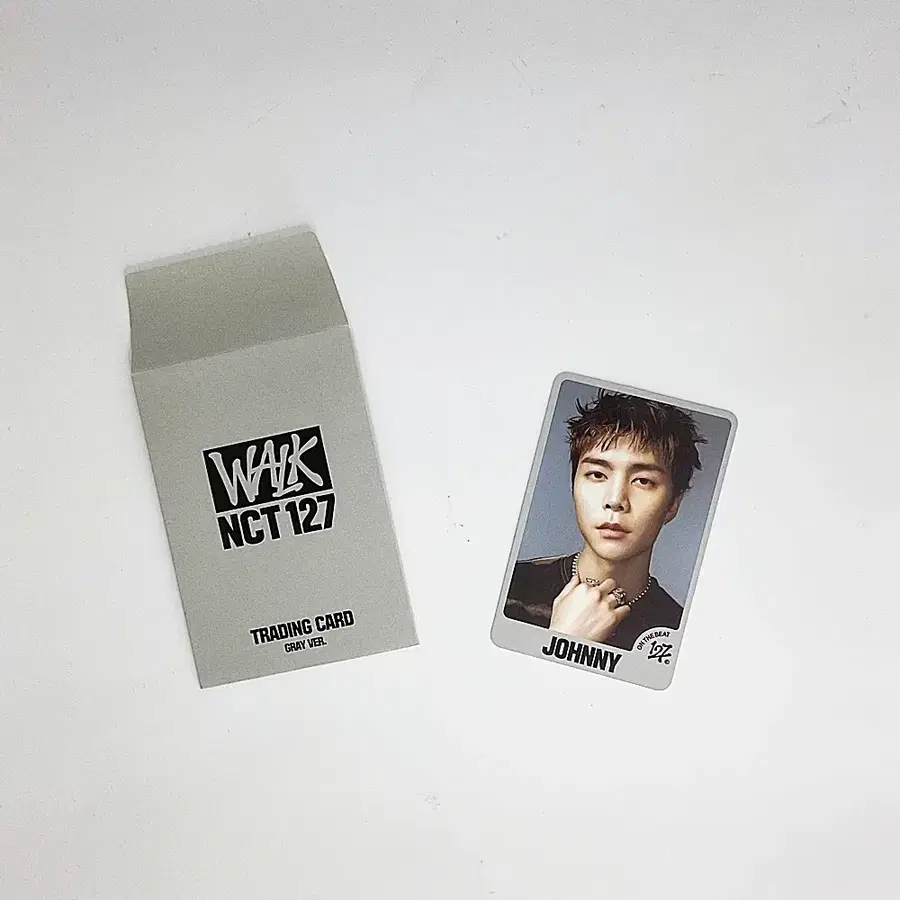 엔시티127 쟈니 워크온더비트 트레이딩카드 포토카드 그레이버전 NCT127 JOHNNY WALK ON THE BEAT PHOTOCARD GRAY_1