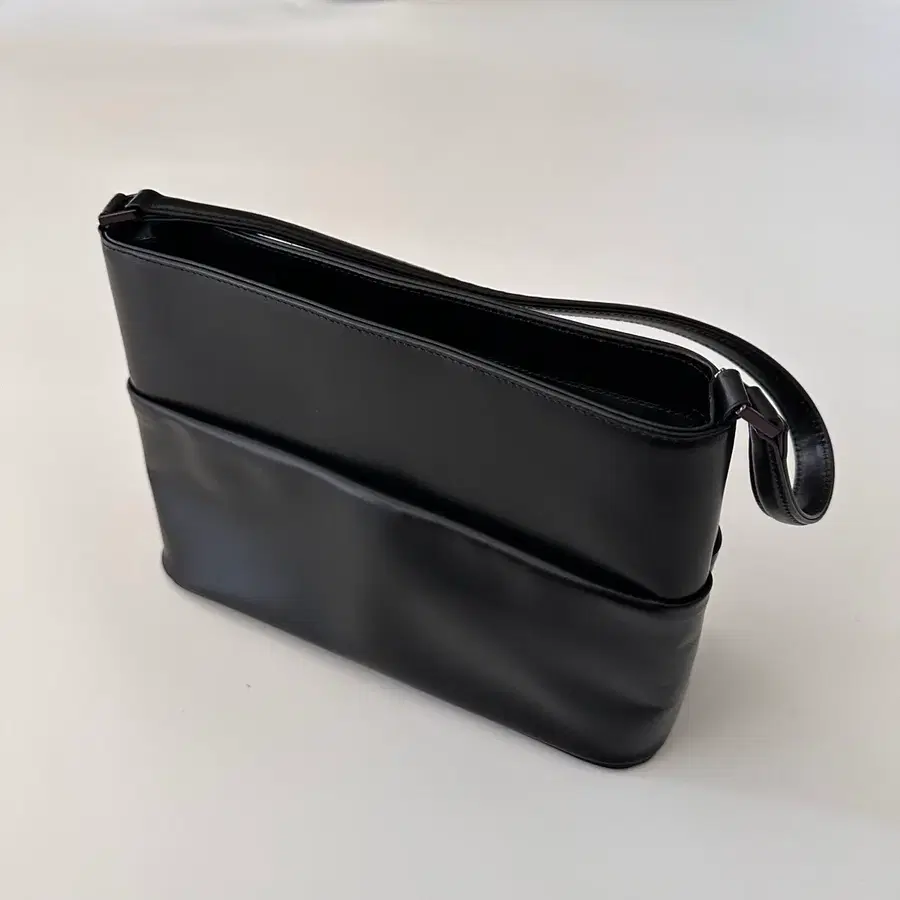 이세이미야케 im product 가죽 토트백