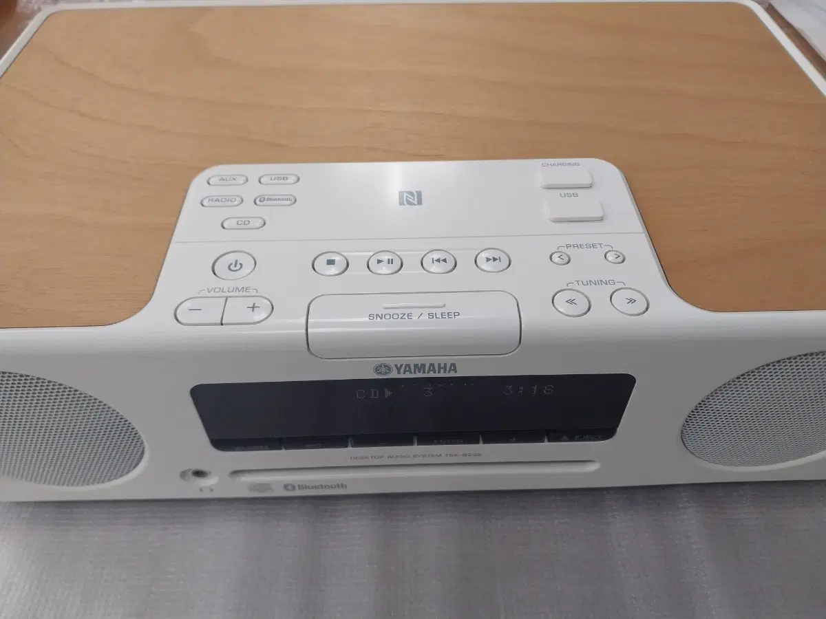 TSXB235WH