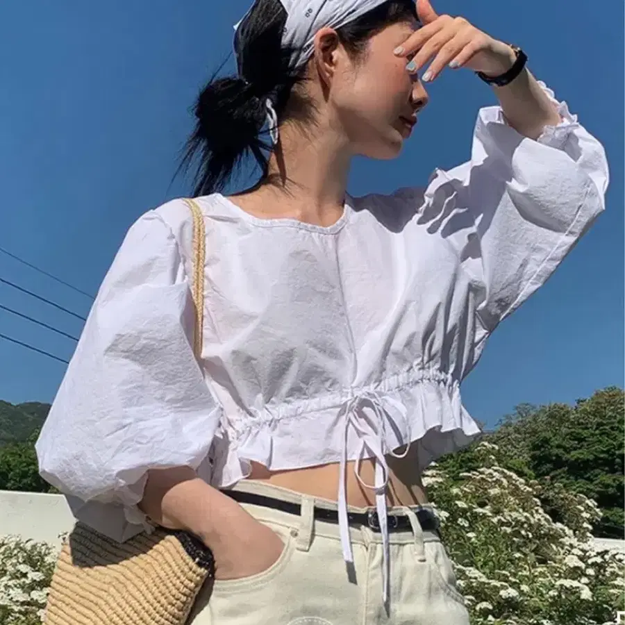 리넨느 자체제작 페어리 크롭 블라우스