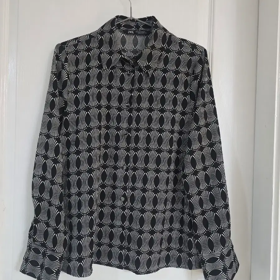 ZARA 블라우스