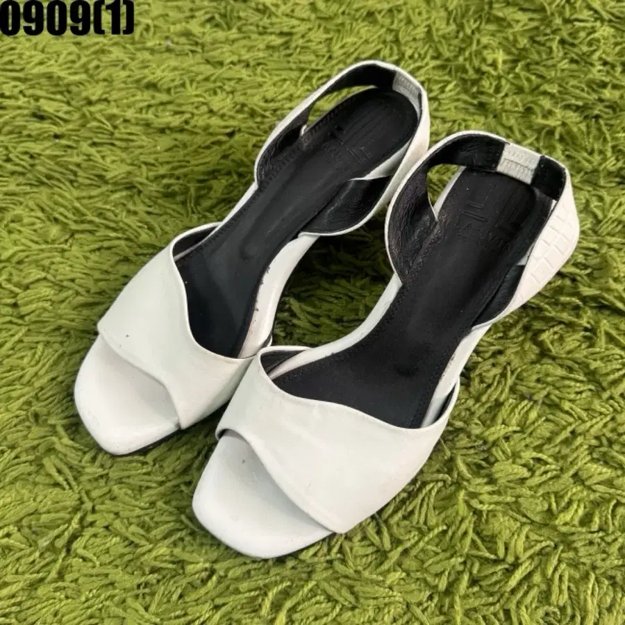랑방 샌들 화이트 235