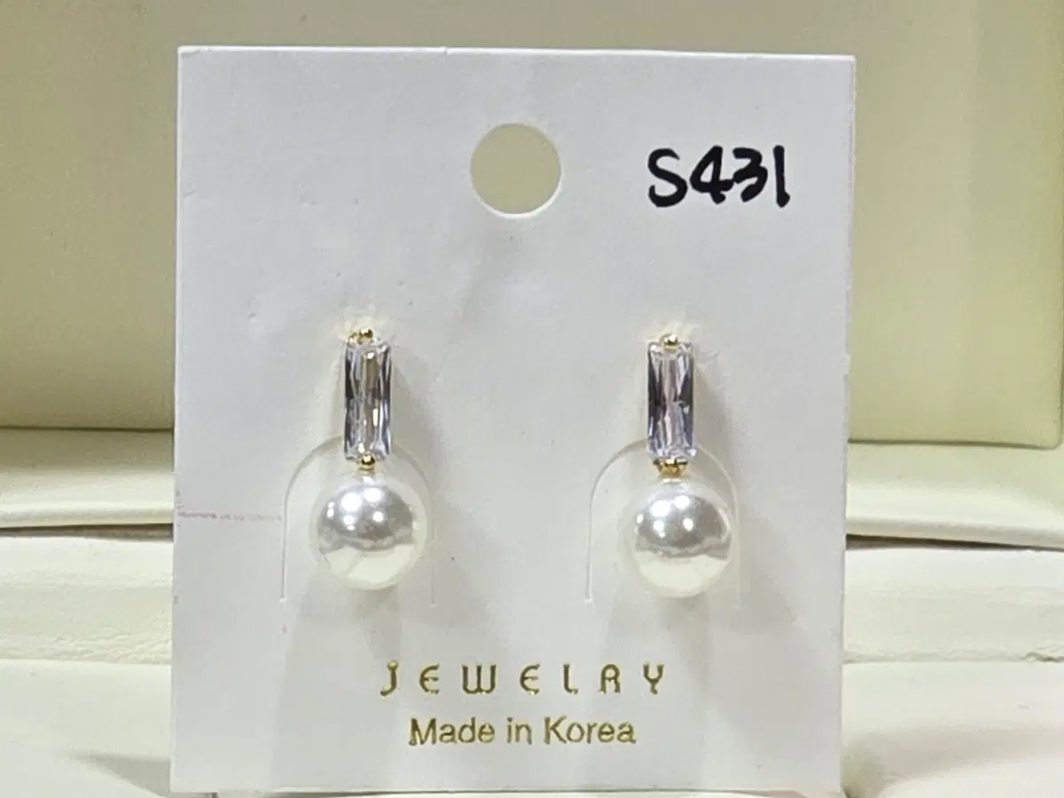 진주 큐빅 925은침 귀걸이  1,7센치