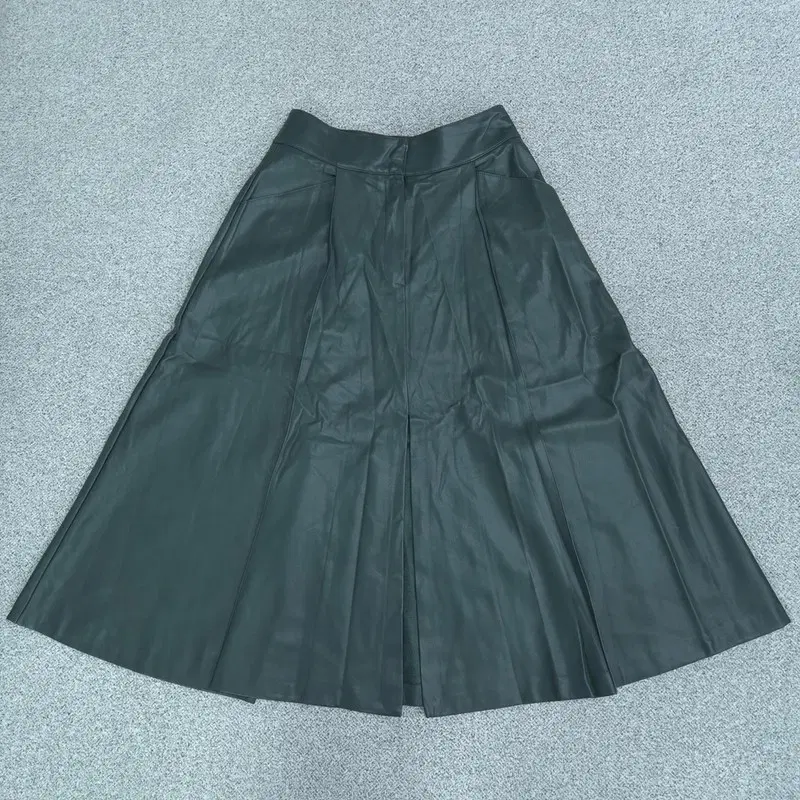 EUR M / USA M / MEX 28 자라 가죽 스커트 | 0903B21