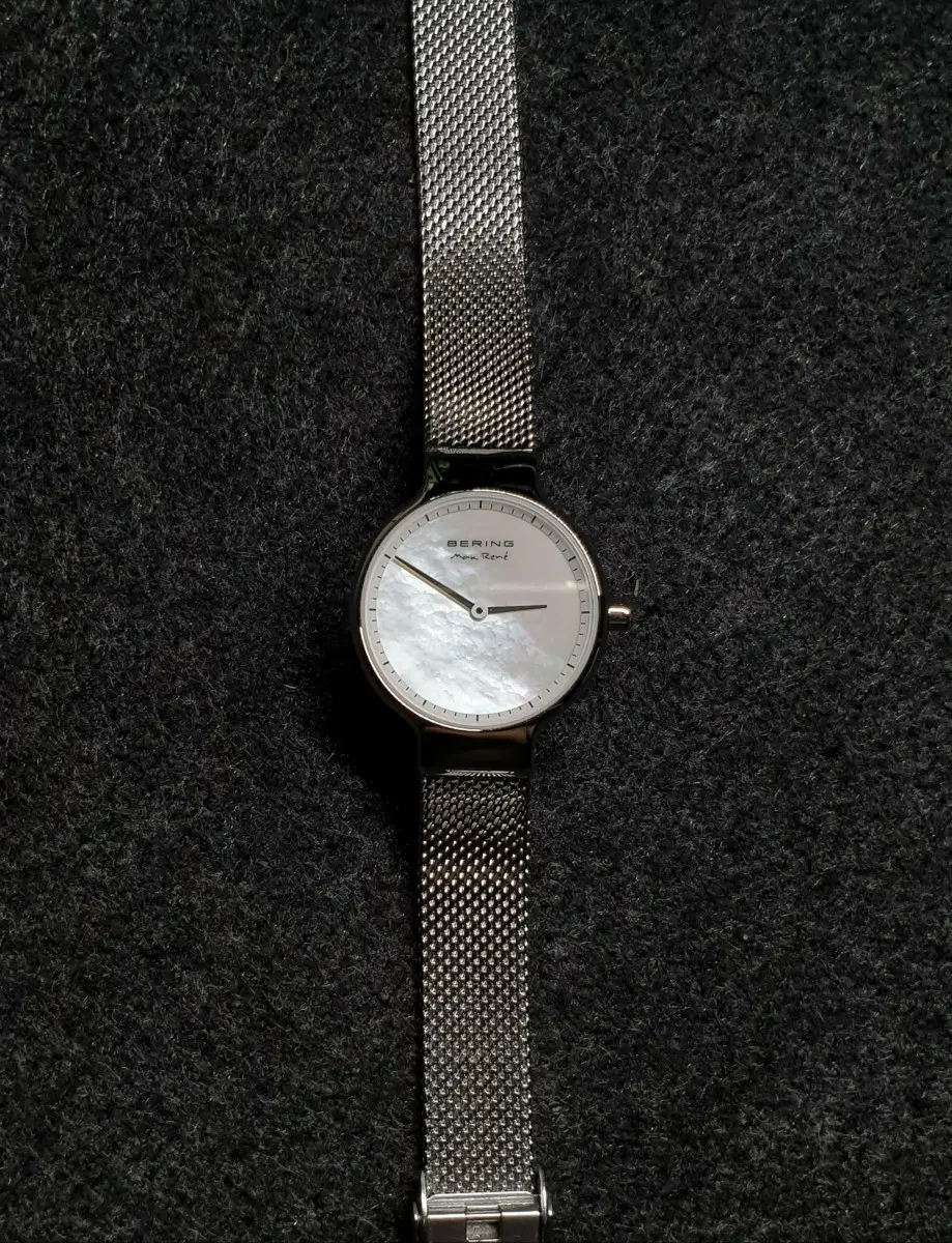 BERING 여성용 올실버 시계 27mm