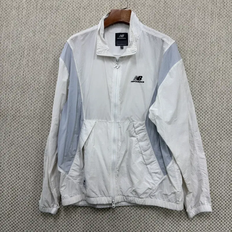뉴발란스 바람막이 자켓 90 H05044