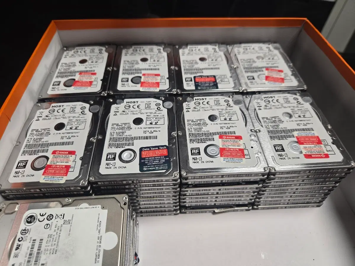 HGST 하드디스크 500GB SATA 2.5인치