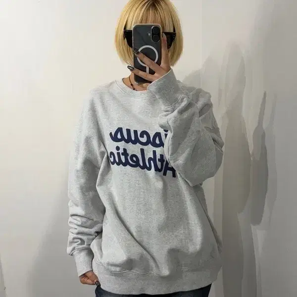L 디스커스 애슬레틱 오버 핏 로고 스웨트 셔츠 멜란지 그레이