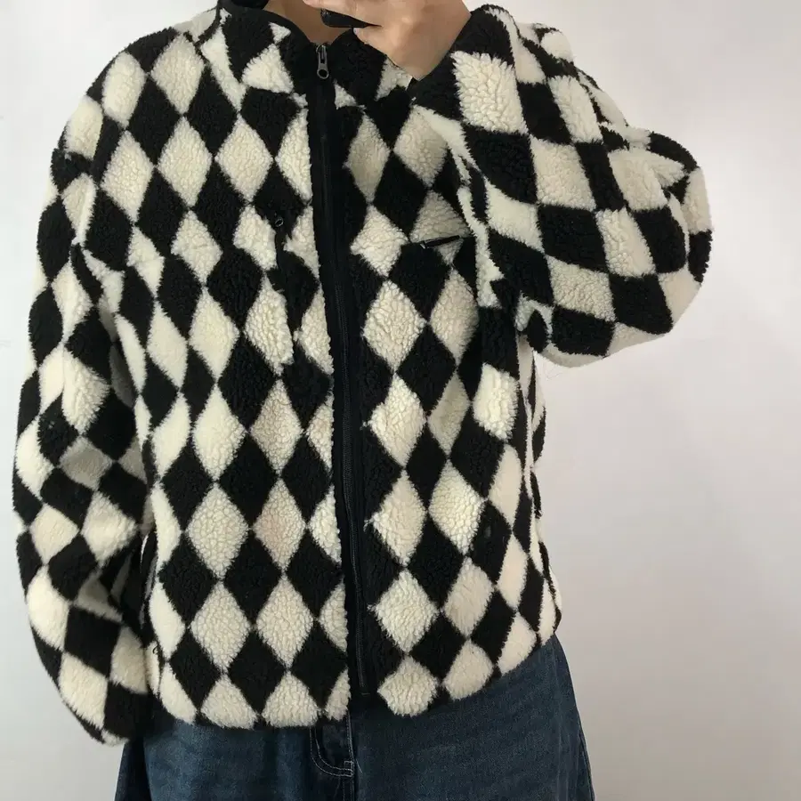 팬시클럽 아가일 플리스 자켓