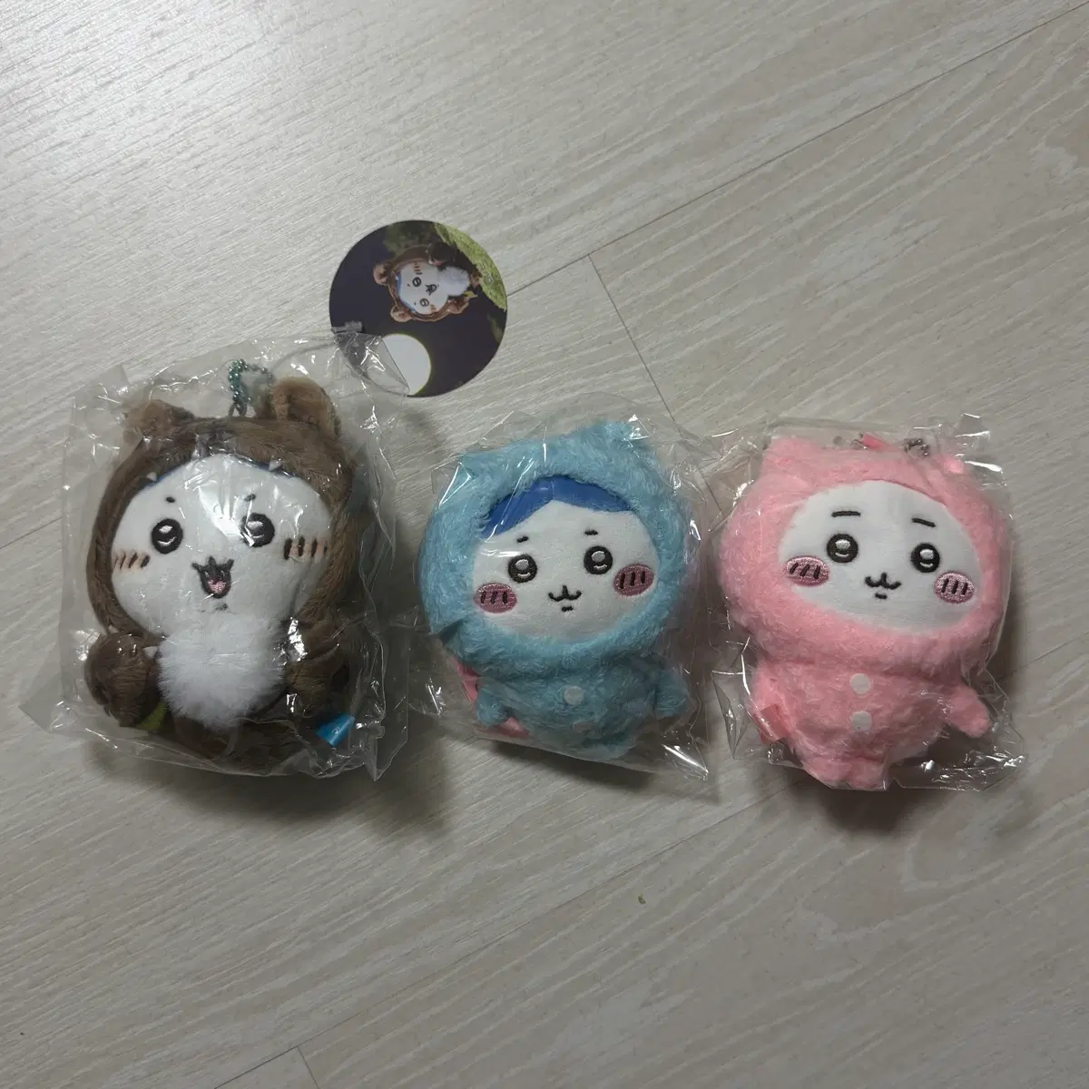 늑대 하치와레 + 미니소 잠옷 하치와레, 치이카와 일괄