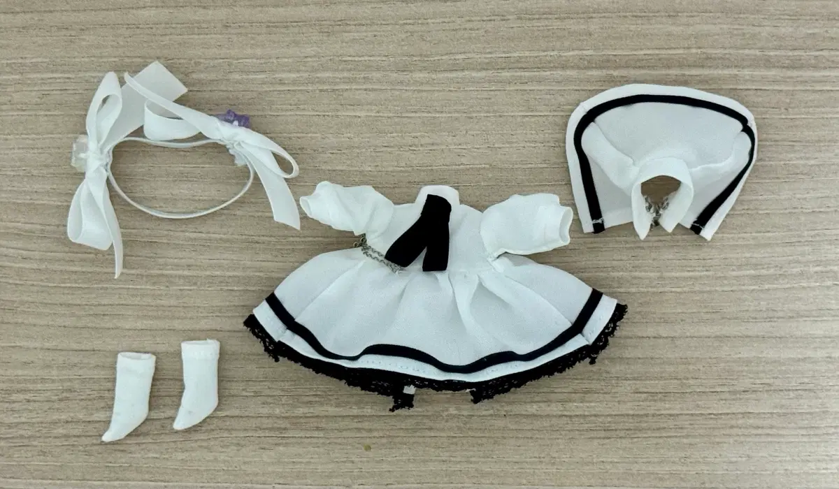 넨도돌 의상 팝니다