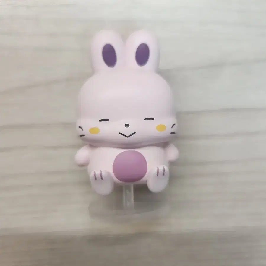급전)픽셀리 수현 피규어 판매합니다!