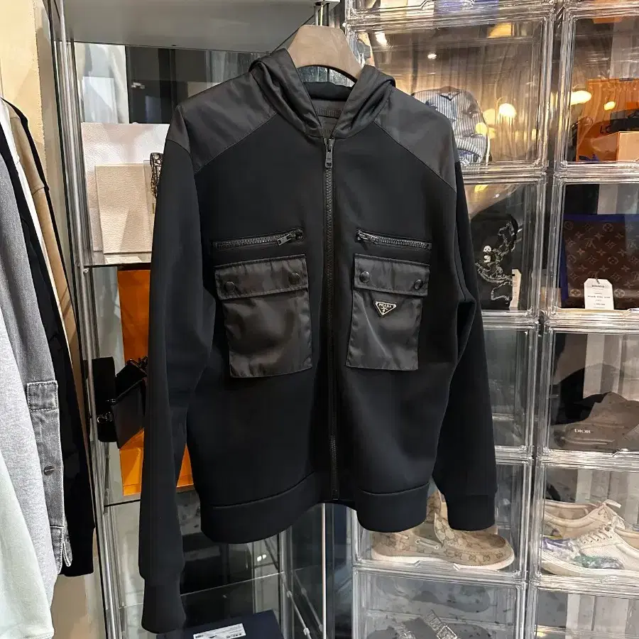 프라다 나일론 포켓 후드집업 xxl