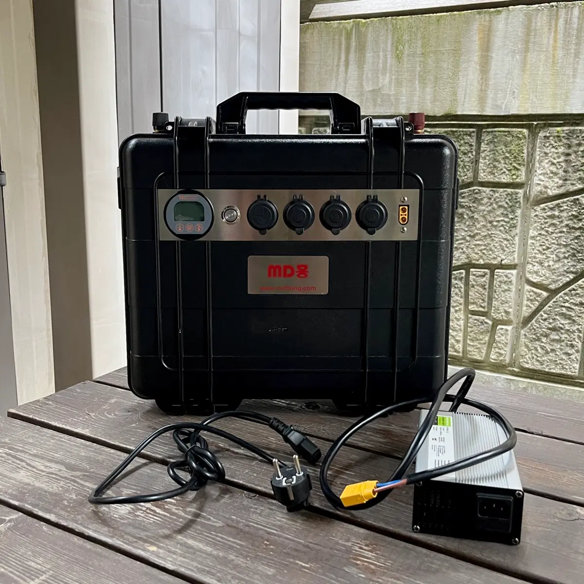 MD홍 120Ah 12v 파워뱅크 + 한전 충전기