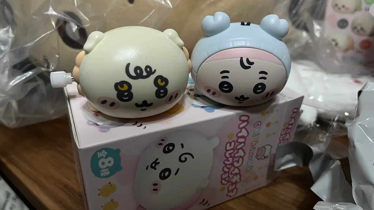치이카와 베이비 엉금엉금 태엽 피규어