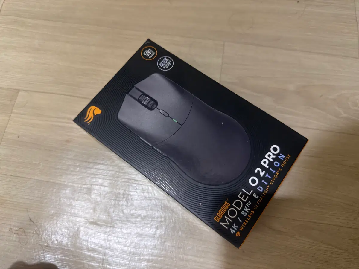 글로리어스 모델 O2 프로 무선 게이밍 마우스