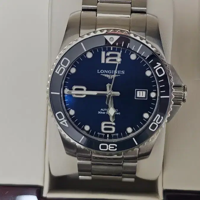 론진 하이드로콘퀘스트 세라믹 블루 오토매틱 41mm