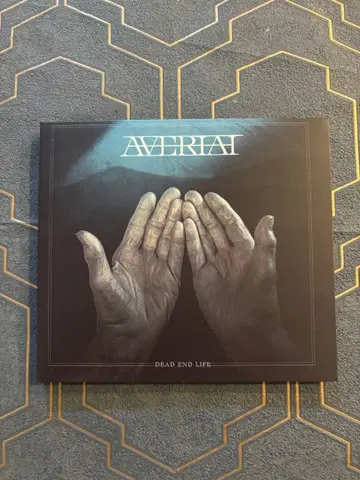AVERTAT / DEAD END LIFE