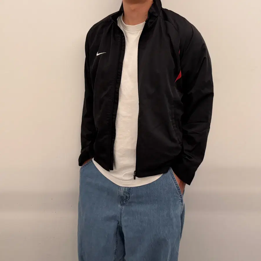 나이키 00s 쉴드로고 바람막이