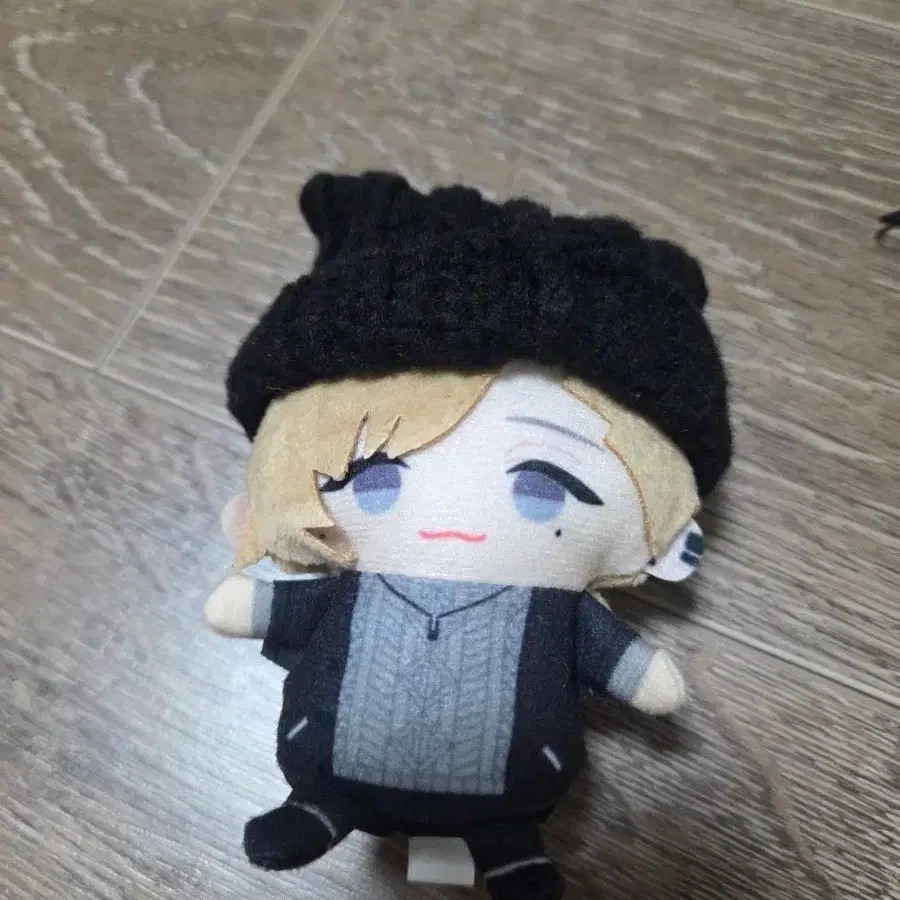 니지산지 카나에 누이