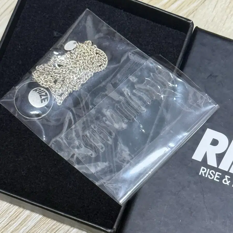 라이즈 목걸이 원가 이하 양도