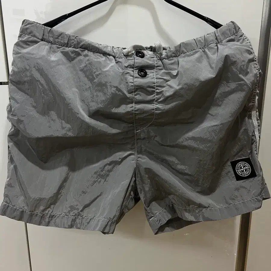 스톤아일랜드 나일론메탈 반바지 32~34