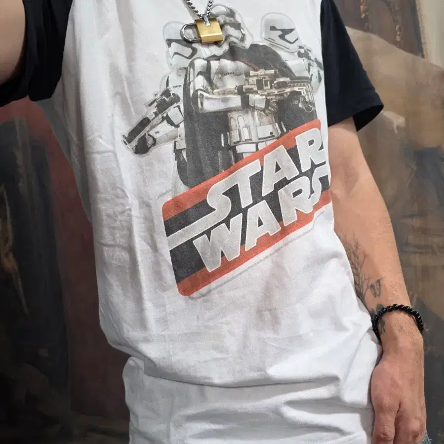 STAR WARS 프린트 롱기장 투톤 티셔츠