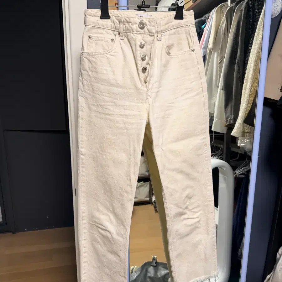 ZARA 아이보리 스트레이트 데님 팬츠