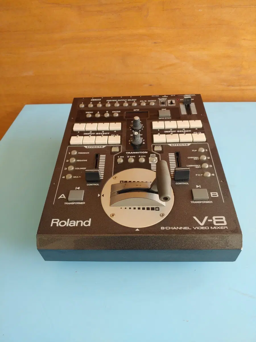 Roland EDIROL V-8 8채널 비디오 믹서