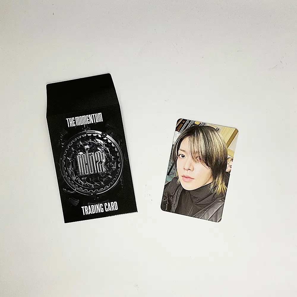 엔시티127 유타 더모멘텀 트레이딩카드 포토카드 2 NCT127 YUTA THE MOMENTUM TRADING CARD PHOTOCARD 2