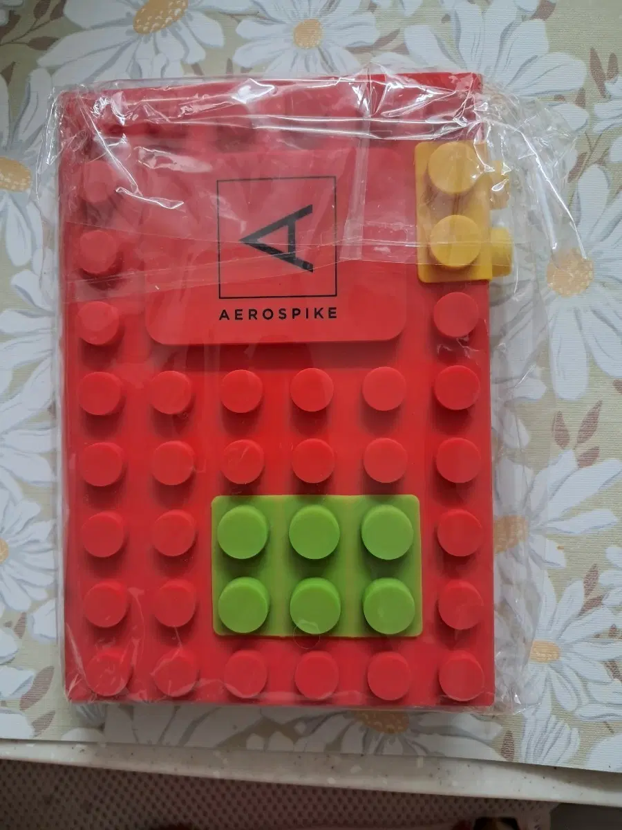 (새상품)굿즈 AEROSPIKE 블록 파우치 레드