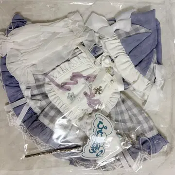 딜러 제작 인형 의류