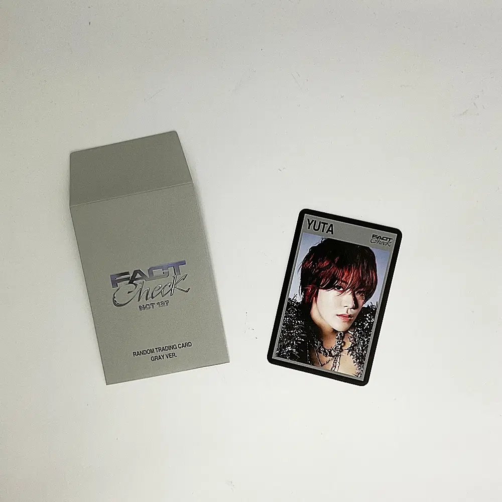 엔시티127 유타 팩트체크 목동 팝업스토어 포토카드 포카 그레이 NCT127 YUTA FACT CHECK POP UP PHOTOCARD GRAY_1