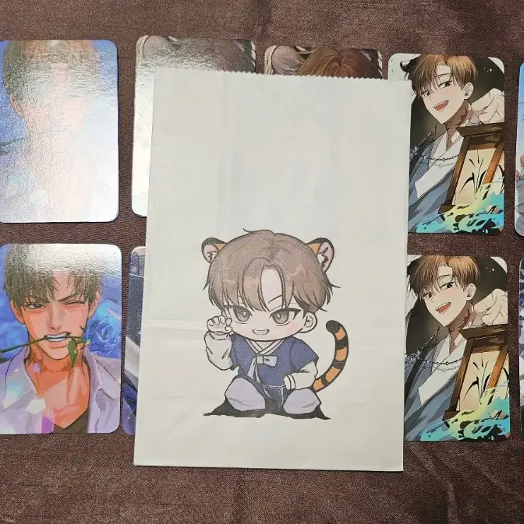 최요원 생카 산중호걸 무한주파수 포카 굿즈 괴담출근 괴출