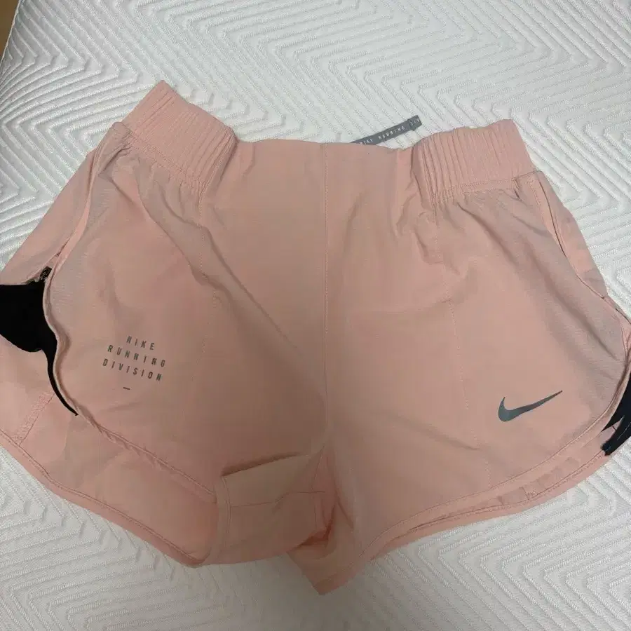 교신 나이키 러닝 디비전 여성 반바지