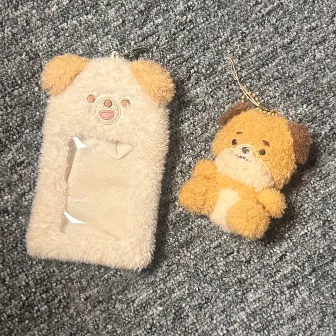 쁘띠멀즈 돈 포카홀더, 키링