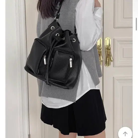 블랙 버킷백