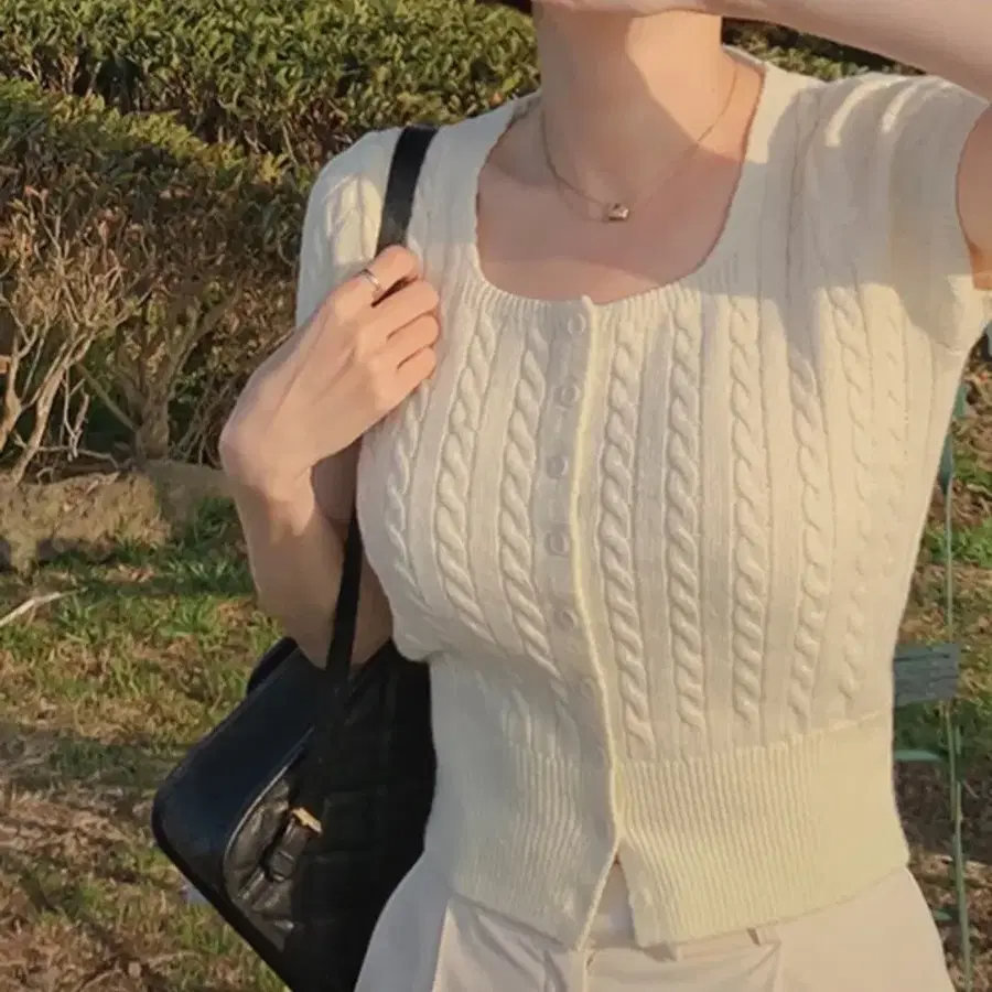 니어 캐시미어 아넬 꽈배기 반팔 니트 가디건 아이보리