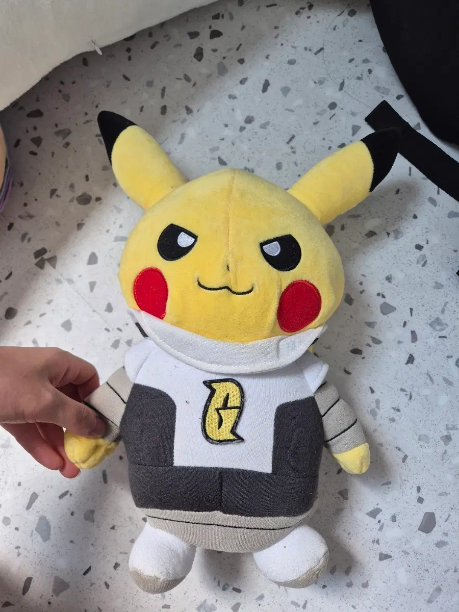 피카츄 인형