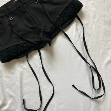 오호스 ojos Micro Wool Shorts / Black | 반바지 | 번개장터 중고거래