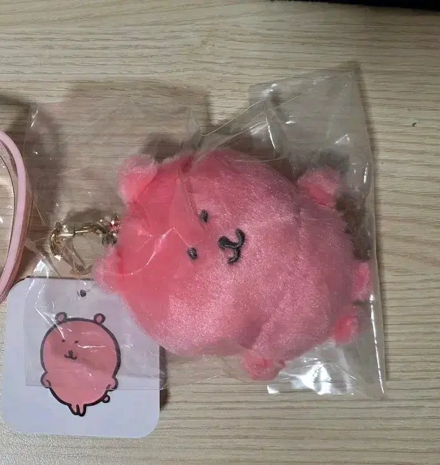 농담곰 컬러곰 핑크 일본 가죽택/초기 포장 미개봉 케이스 포함
