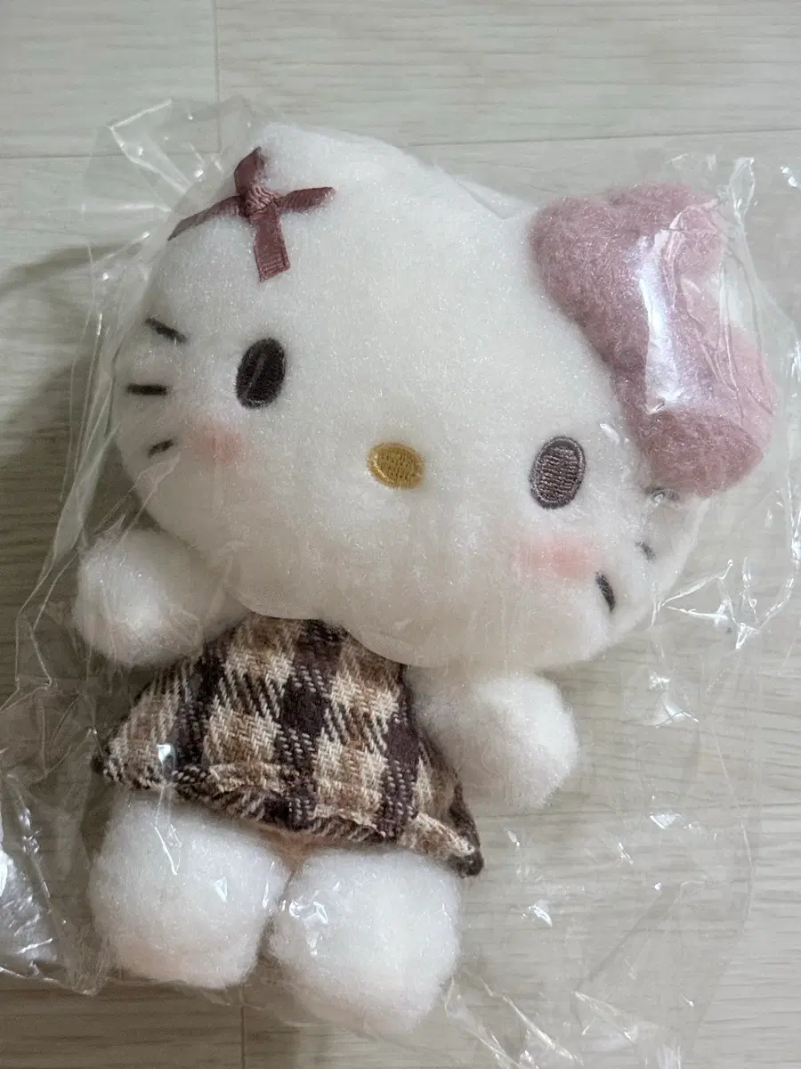 헬로키티 인형새상품